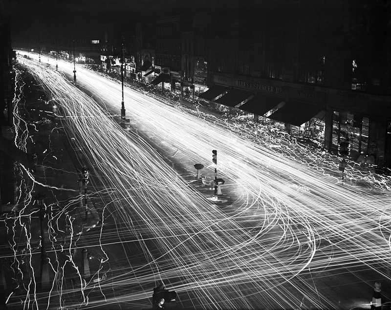 Illustration for article titled How London Was Redesigned To Survive Wartime Blackouts